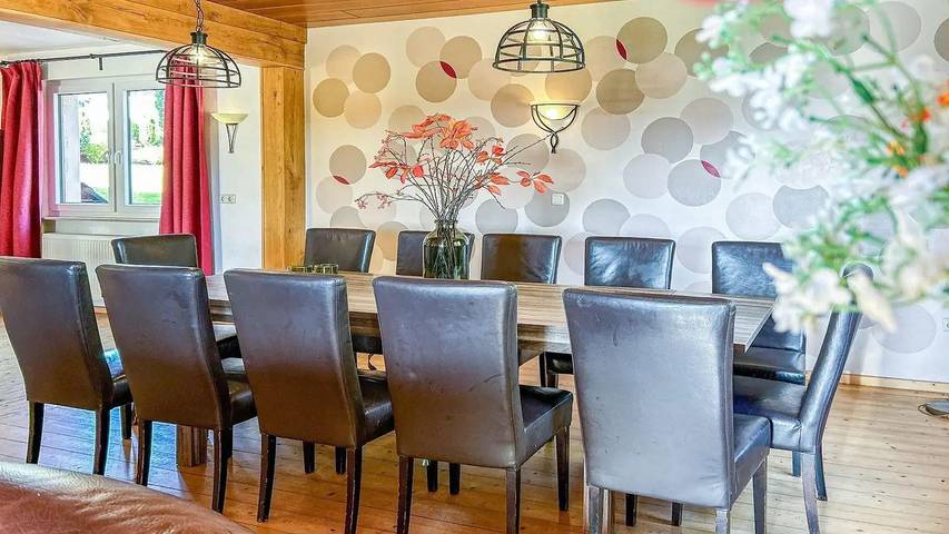 Ferienhaus für 13 Personen, mit Garten im Sauerland - 3