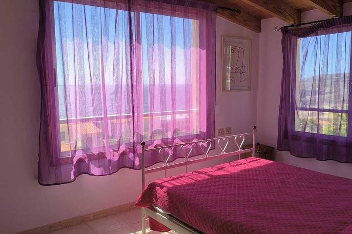 Appartement entier, Beau Duplex  6/8 Personnes 2ème Ligne De Mer Face A La Gomera in Sueno Azul, Adeje