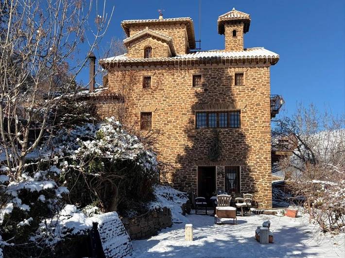 Apartamento de vacaciones para 2 personas, con jardín además de piscina y vistas - 1