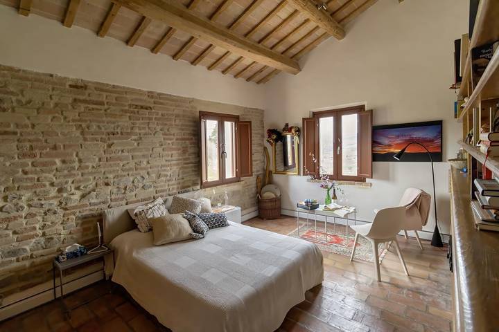 Habitación para 3 personas, con terraza además de jardín y vistas, Se admiten mascotas - 1