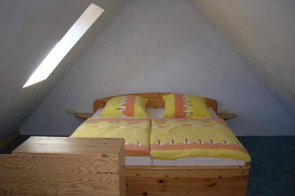 Freistehendes Ferienhaus in ruhiger Lage in Kenz-Küstrow, Vorpommern-Rügen