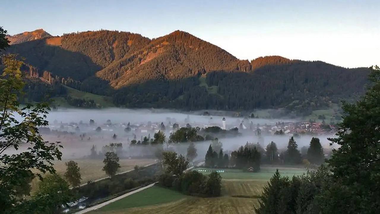 Doppelzimmer für 2 Personen (26 m²) in Unterammergau in Unterammergau, Bayerische Alpen