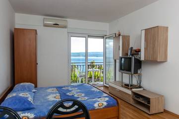 Apartament Wakacyjny dla 4 osoby w Lokva Rogoznica, Żupania splicko-dalmatyńska, Zdjęcie 3