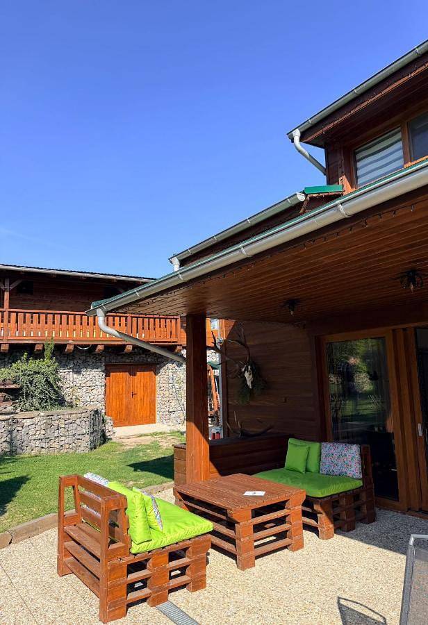 Gîte pour 5 personnes, avec jardin ainsi que terrasse et vue à Prievidza - 2