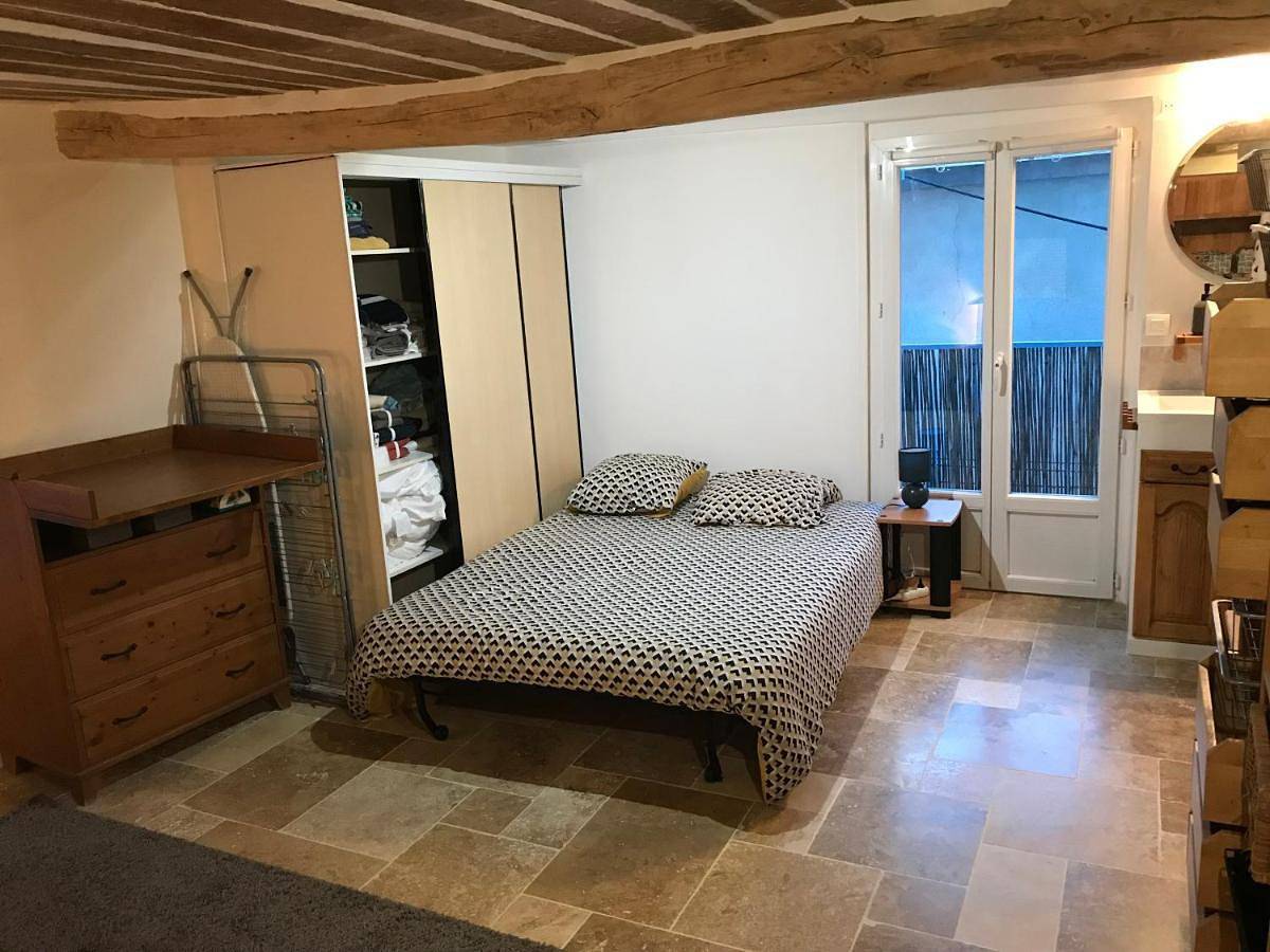 Appartement entier, Atypical rustic house Le Val in Le Val, Région de Brignoles