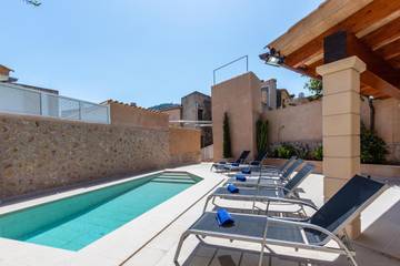 Casa de vacaciones in Pollensa Ciudad, Pollença für 8 