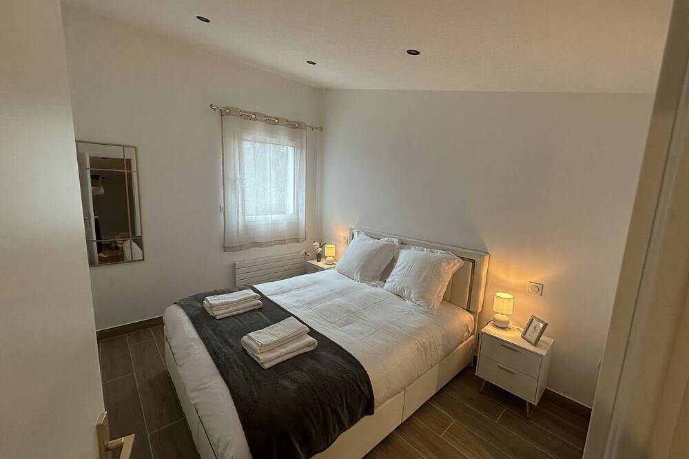 Charming exceptional house on the outskirts of Bordeaux in Eysines, Bordeaux region