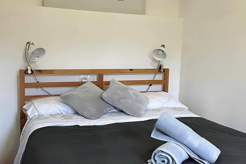 Entire apartment, Apartment 'Sol I Vent La Molina' with Mountain View and Wi-Fi in La Molina, Alp