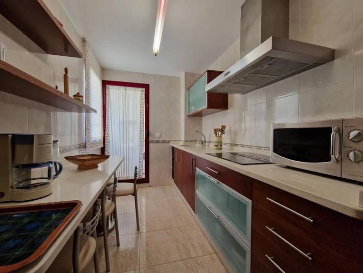 Apartamento de vacaciones para 4 personas, con balcón y vistas - 1