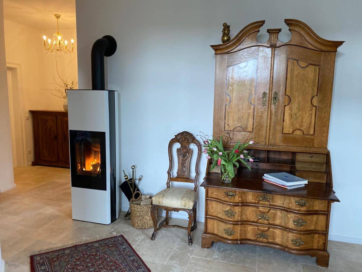 Ganze Wohnung, Ferienparadies im Alten Pfarrhaus - Fewos für 2 - 6 Personen - Gartensauna - Parkplätze in Papstdorf, Gohrisch