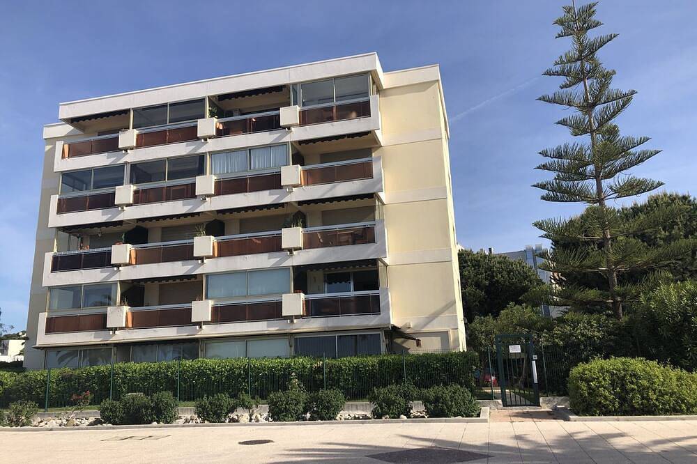 Geheel appartement, Studio Moderne 4 Pers - Vue mer Plage Panoramique in Saint-Laurent-du-Var, Cannes regio
