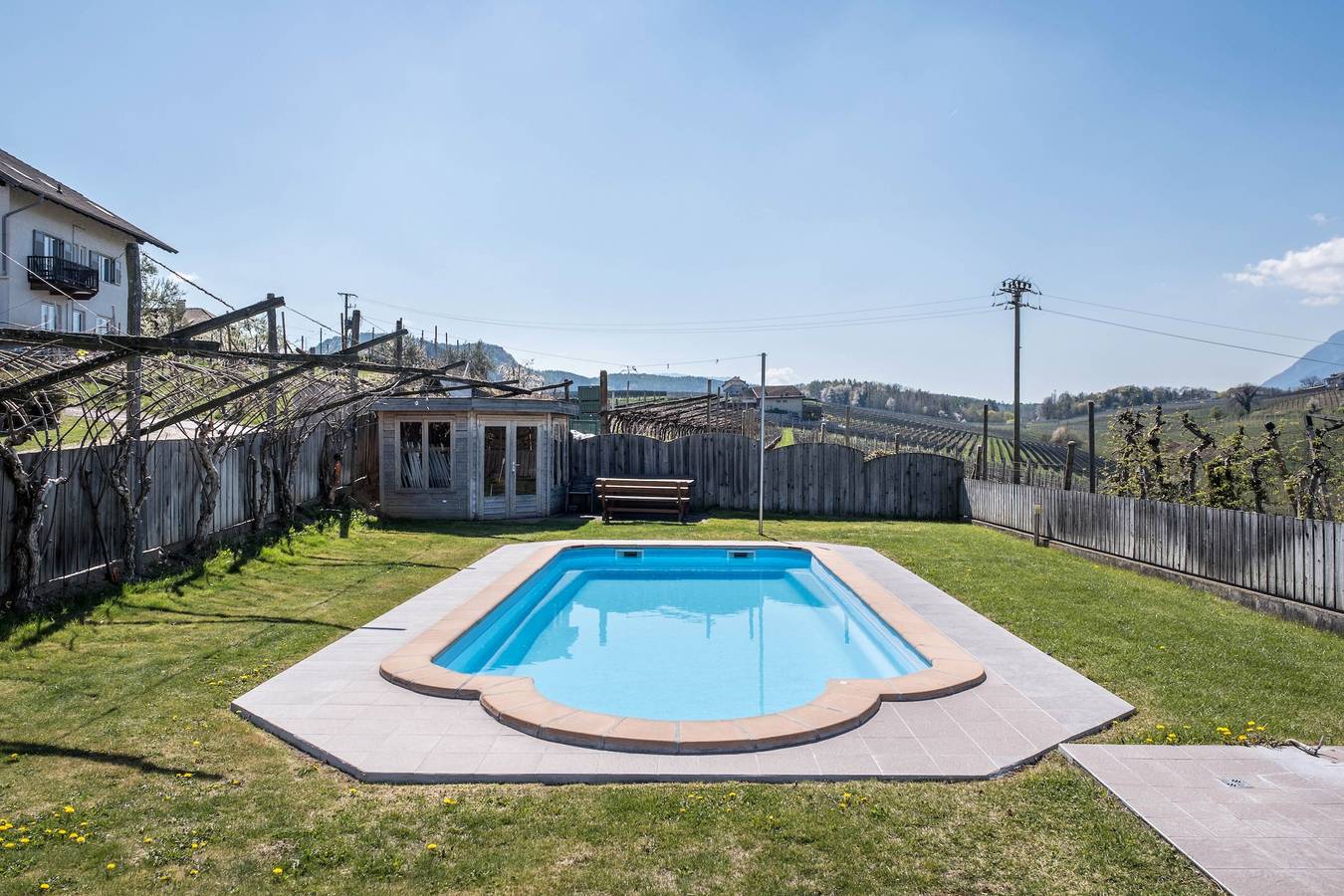 Farmhouse "Valtlhof - Apt 2" with Shared Pool, Shared Garden & Wi-Fi in Girlan, Eppan an der Weinstraße