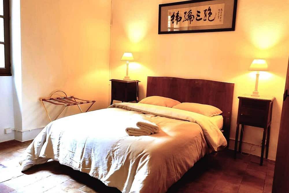 12-person house perfect for seminars/meetings and large families in Ornaisons, Region de Narbonne