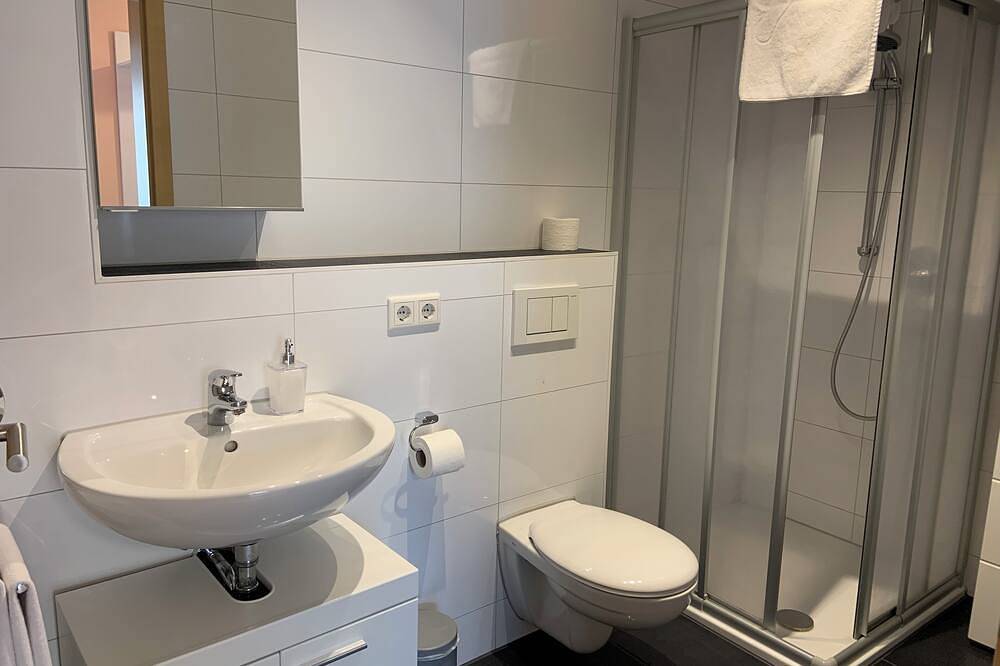 Ganze Wohnung, Ferienwohnung 55qm mit Balkon in Schöllkrippen, Spessart-Mainland