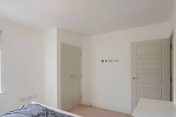 Apartment for 2 People in Kingston upon Thames, London, Photo 2