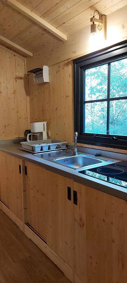 Location de vacances pour 7 personnes, avec jardin ainsi que piscine et vue, animaux acceptés à Saint-Pierre-des-Échaubrognes - 2