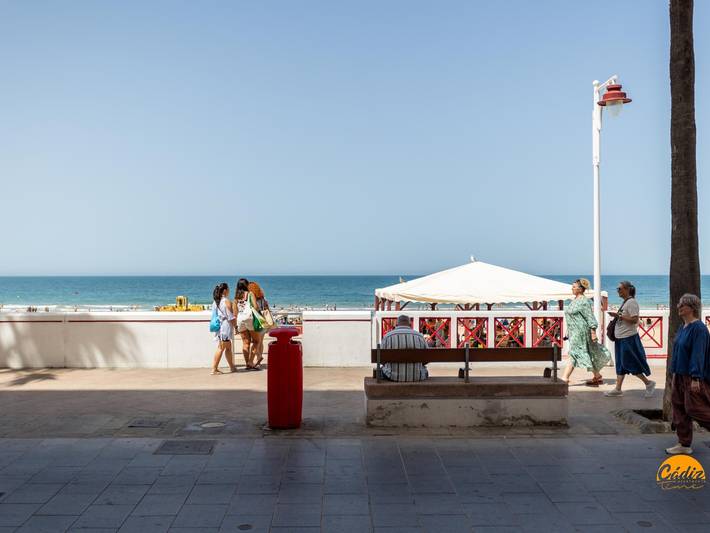 Ferienwohnung für 4 Personen, mit Meerblick in Cádiz - 2