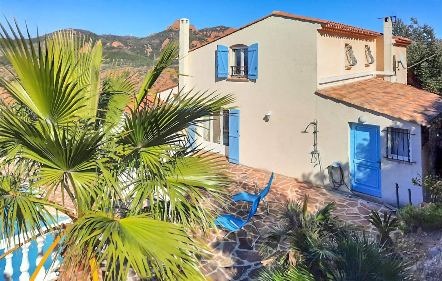 Apartment mit Meerblick, AC, Parkplatz, Terrasse, Pool und Internet in Anthéor, Saint-Raphaël