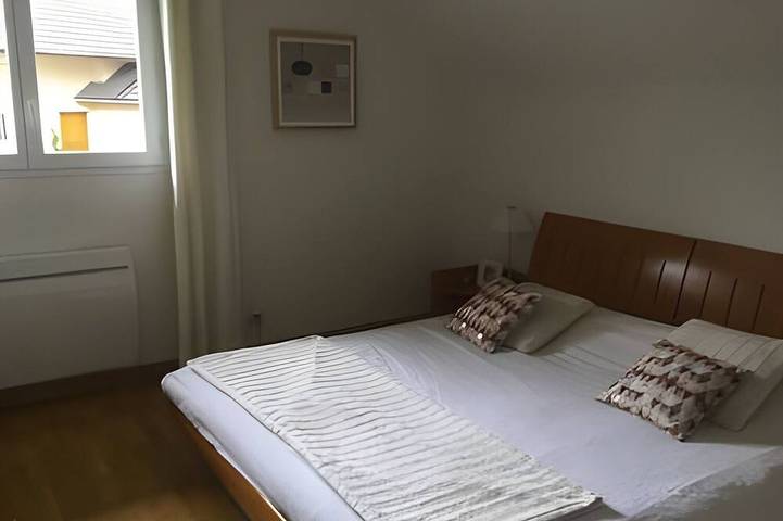 Location de vacances pour 6 personnes, avec terrasse et jardin à Alex (Annecy) - 2