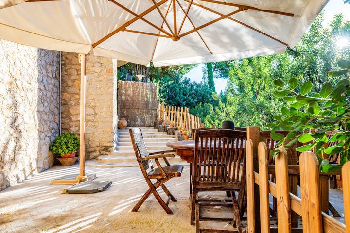 Casa rural para 5 personas, con Jardín