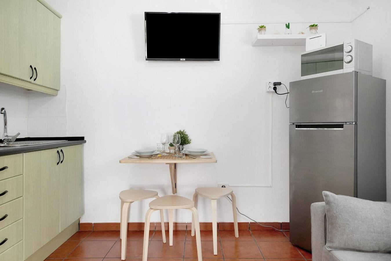 Ganze Wohnung, Ferienwohnung La Ratona Jr mit Meerblick, privater Terrasse und Wlan in Soo (Lanzarote), Teguise