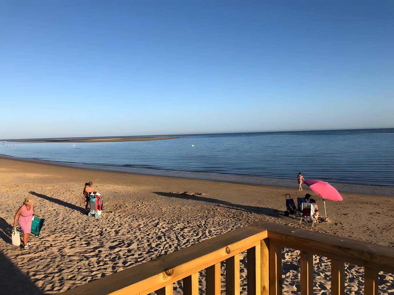 Chalet 'El Paraiso' mit Meerblick, privater Terrasse und Wi-Fi in Playa del Portil, Punta Umbría