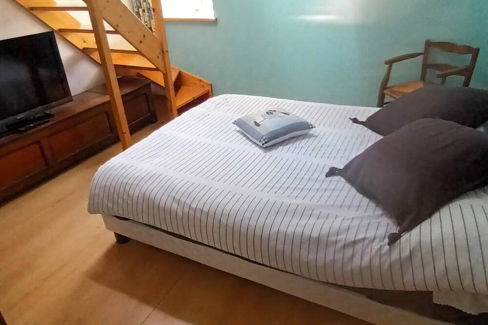 2 Chambres Etage privatisé Sde et Wc Chambres d'hôtes Référence Accueil Vélo in Plouguerneau, Région de Brest