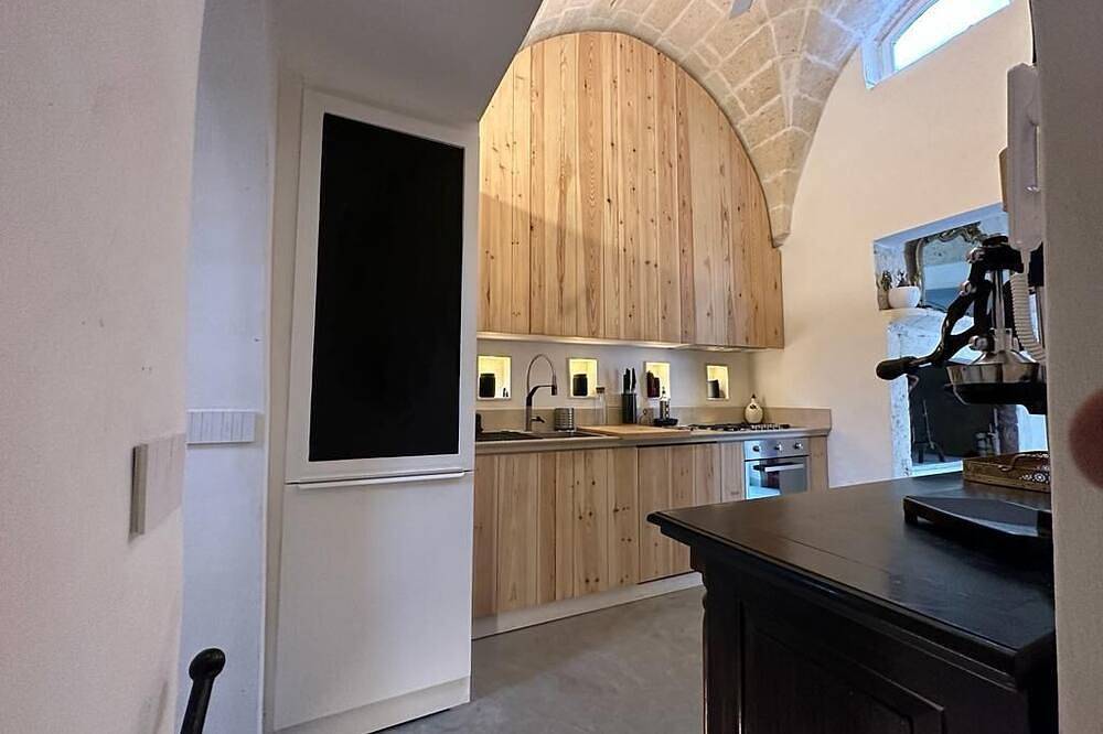 Entire apartment, Elegant apartment in the historic center of Maruggio 2 km from the sea in Maruggio, Gulf of Taranto