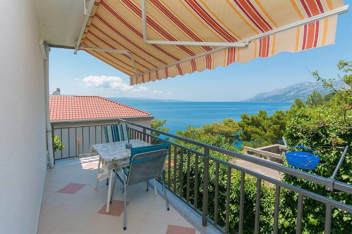 Ferienwohnung für 3 Personen, mit Balkon/Terrasse in Brela