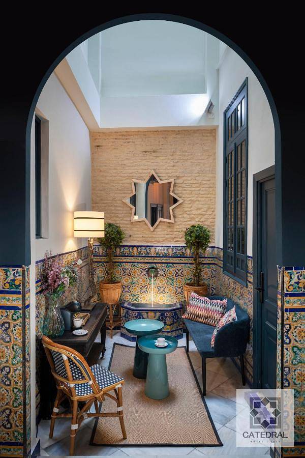 Casa de huéspuedes para 3 personas, con Balcón además de Terraza y Vistas en Santa Cruz (Sevilla)