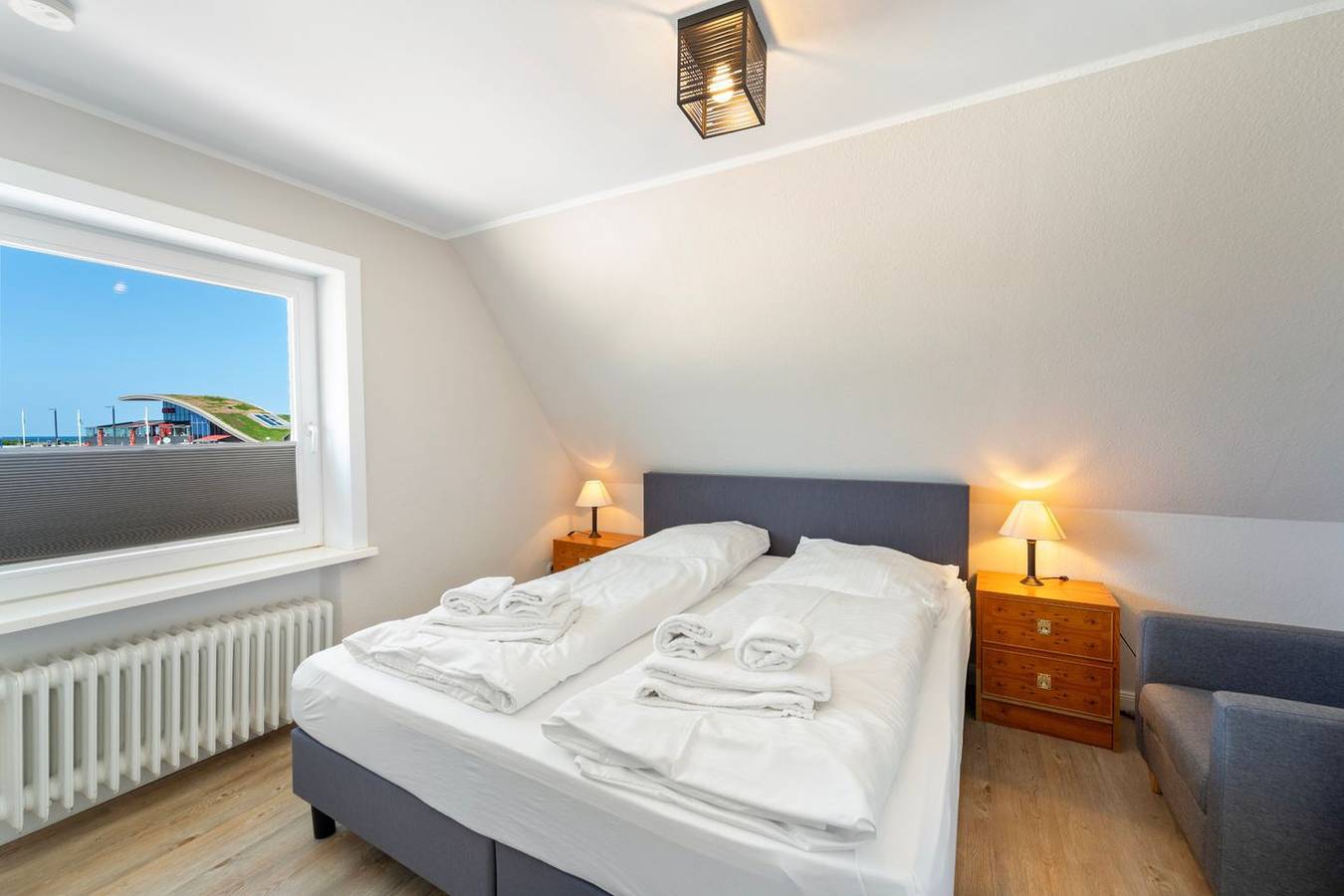 Ganze Wohnung, Gemütliche Zwei-Zimmer-Ferienwohnung im Obergeschoss mit Meerblick in Wenningstedt, Sylt