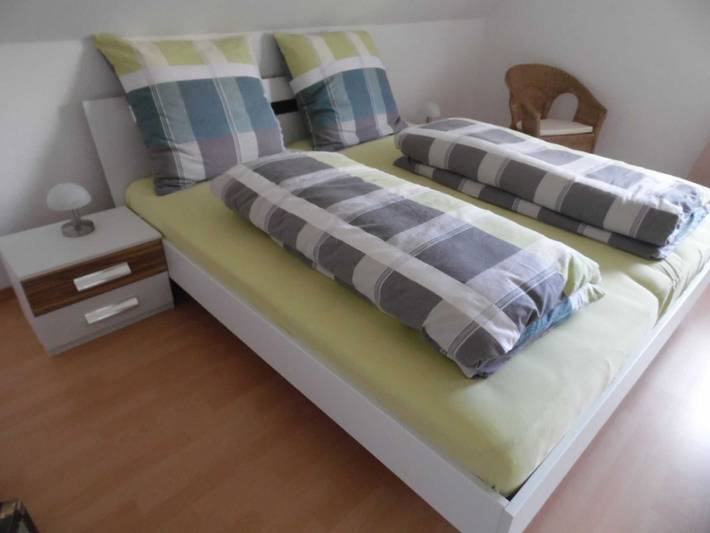 Hütte für 5 Personen, mit Balkon, kinderfreundlich in Hessen - 4