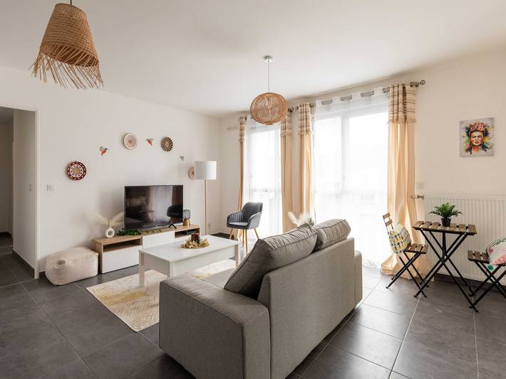 Gîte pour 4 personnes, avec Terrasse à Caluire-et-Cuire