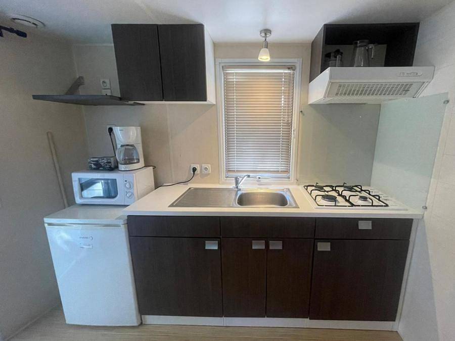 Camping Les Micocouliers - Mobile home 4 persons - Classic 2Ch 4 Pers without air-conditioning and without television in Sorède, Céret region