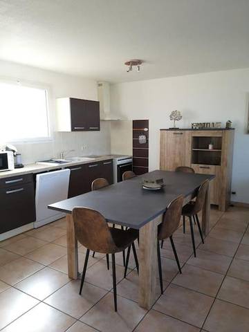 Gîte pour 6 personnes, avec terrasse et vue, animaux acceptés à Saleilles