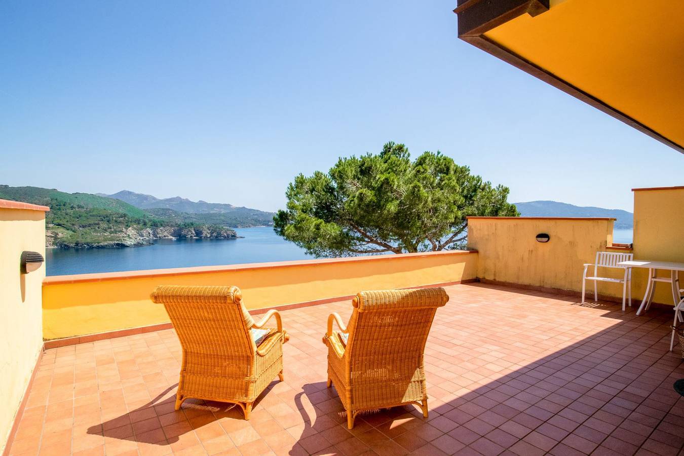 Villa für 7 Personen mit Garten in Lacona, Elba