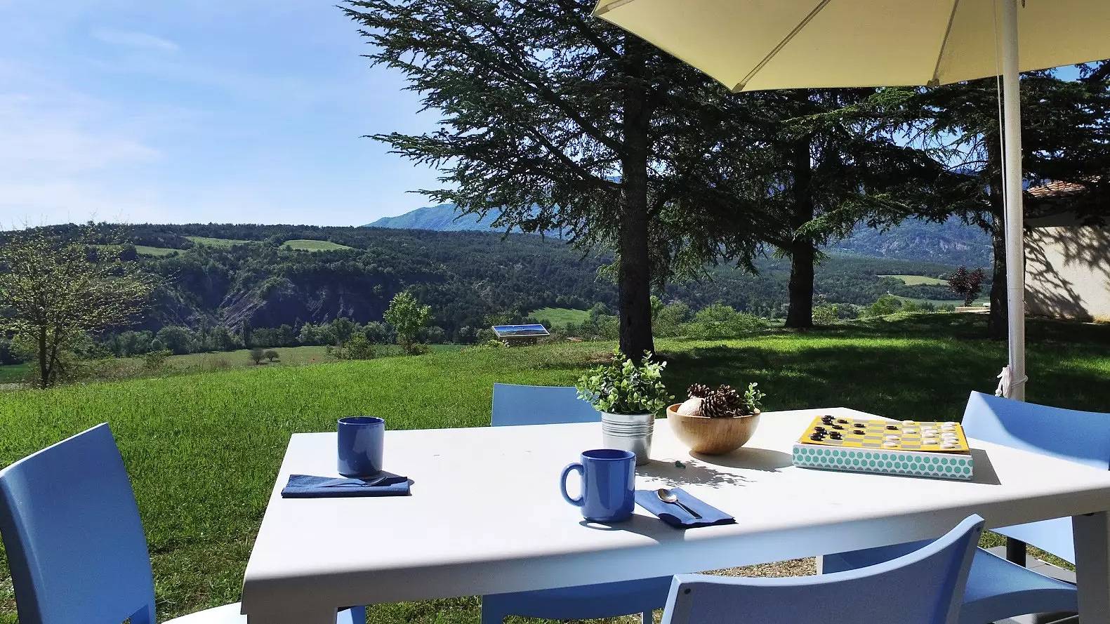 Ferienhaus 1 Schlafzimmer - Babybett nicht möglich 4 Personen in Lagrand, Gap und Umgebung