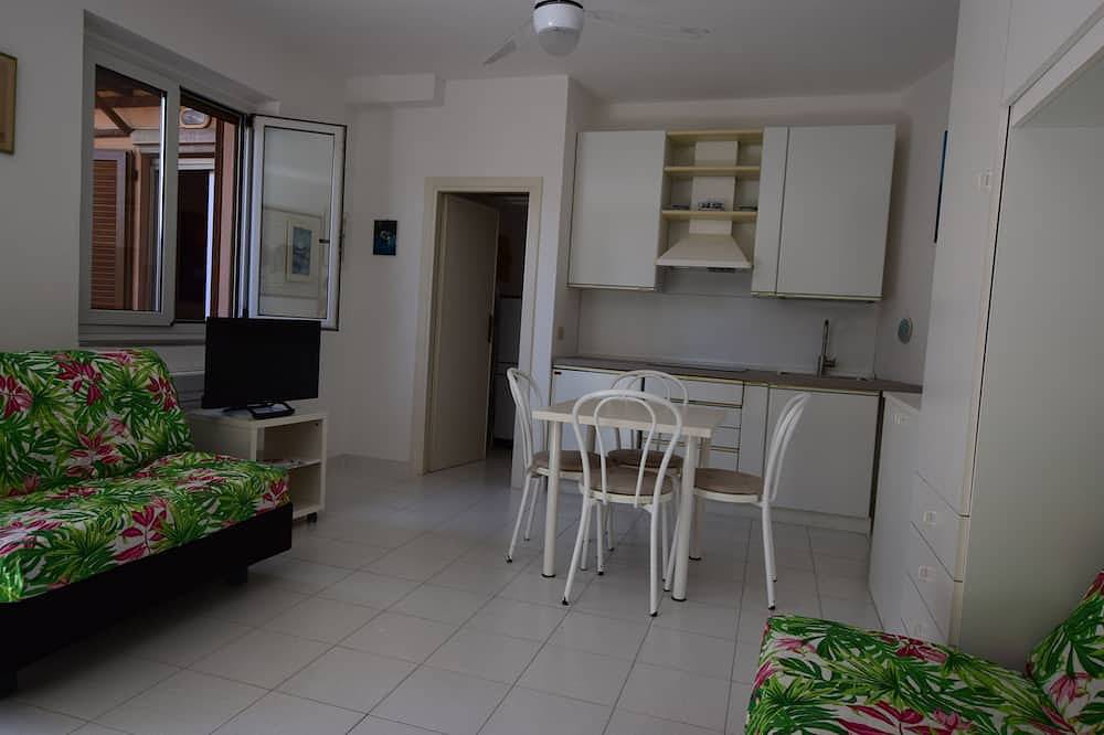 Ganze Wohnung, Susy 2, Studio-Apartment in der Nähe von  Meer in Spiaggia Fetovaia, Campo nell'Elba