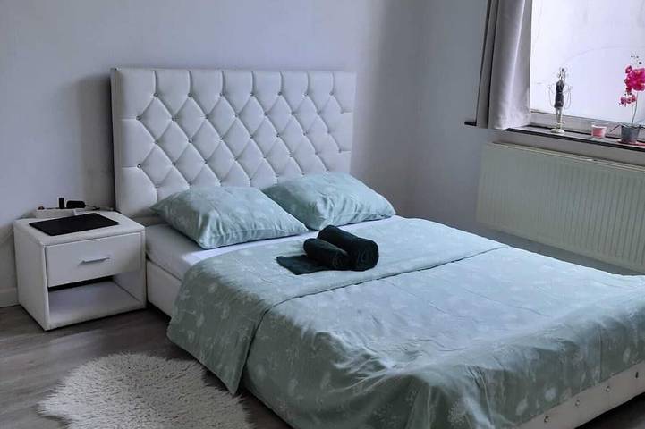 Vacation rental for 2 people, with hot tub and terrace in Antwerp