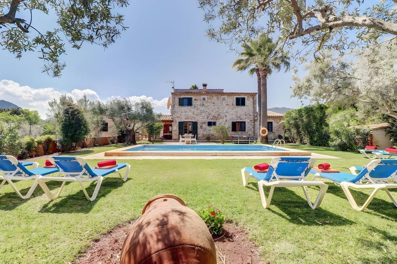 Villa 'Can Joan' mit Bergblick, Wi-Fi und Klimaanlage in Pollença Stadt, Pollença