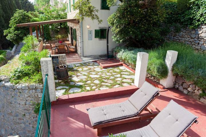 Ferienhaus für 8 Personen, mit Balkon/Terrasse und Terrasse in Dubrovnik - 2