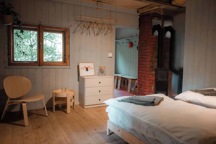Romantic cabin in the forests of Small Carpathian mountains in Slowakei
