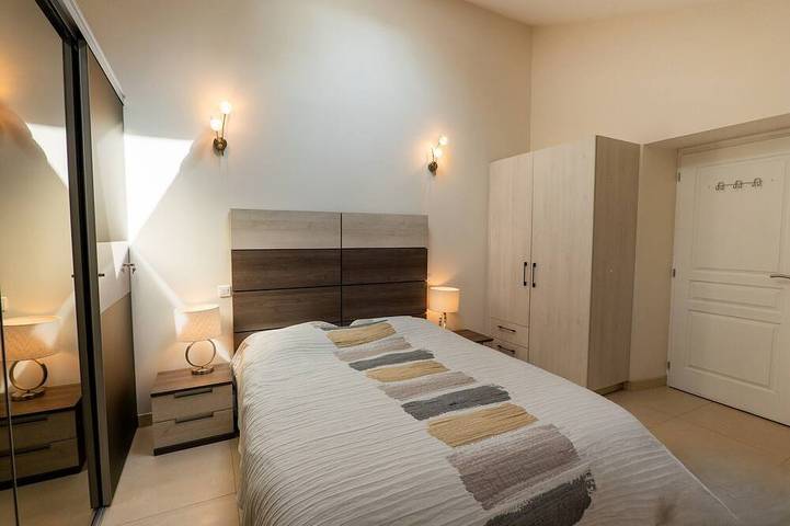 Location de vacances pour 7 personnes, avec jardin à Auzits - 2