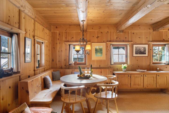 Ferienwohnung für 3 Personen, mit Balkon und Garten in Tirol