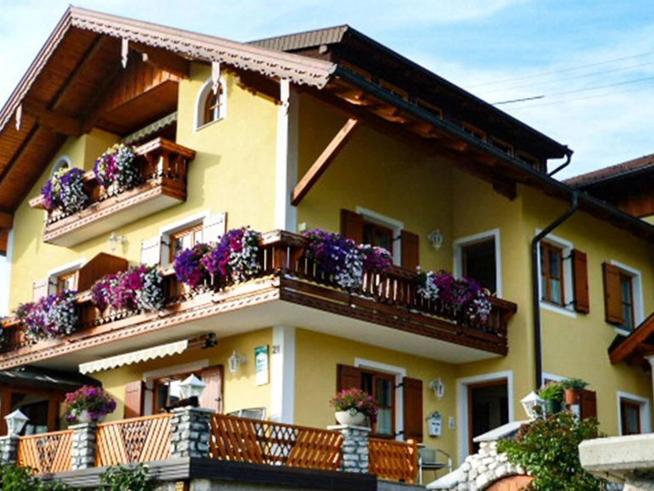 Ganze Ferienwohnung, Haus Sonnenhang - Landauer - Appartement Sarah in Salzkammergut-Berge, Mondsee (Stadt)