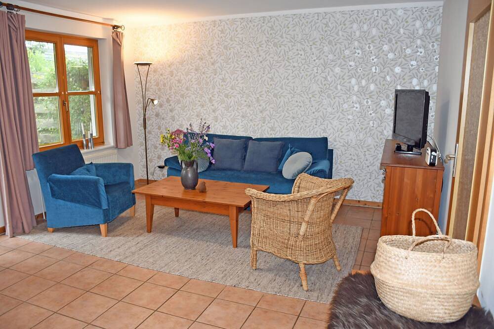 03 Ferienwohnung mit Gartenterrasse - Ferienwohnungen im Fischerdorf und unterm in Neu Reddevitz, Lancken-Granitz