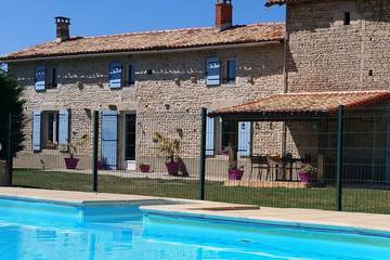 Maison de vacances pour 12 personnes, avec jardin dans les Deux-Sèvres