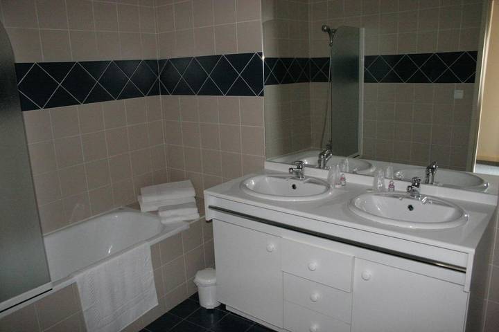 Location de vacances pour 4 personnes, avec vue et terrasse, animaux acceptés à Rennes-les-Bains - 2