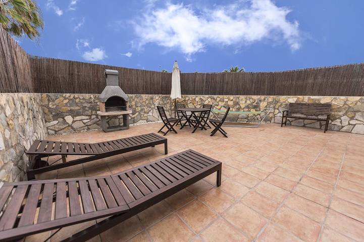 Bungalow für 6 Personen, mit Balkon und Garten sowie Pool in Corralejo