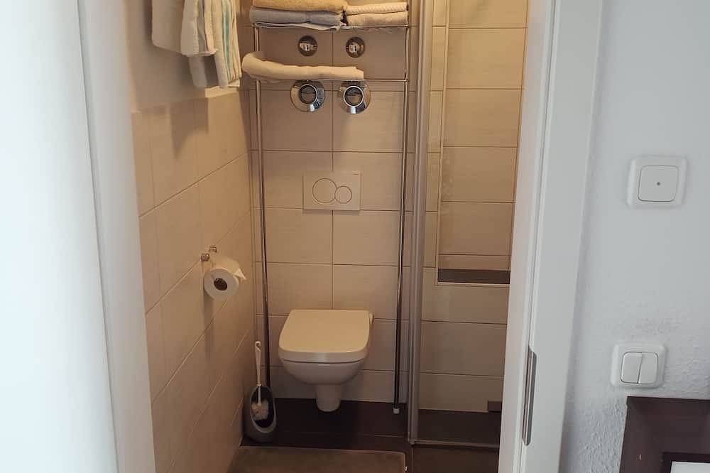 Gemütliches Appartement mit Wohnküche, Balkon und Gartenmitbenutzung. in Stadtbezirk VI, Essen